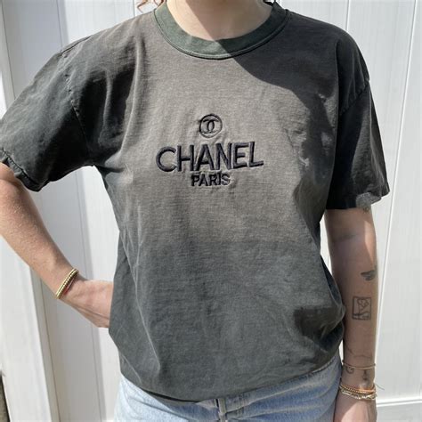 t shirt chanel bianca|bianca Chanel green missing.